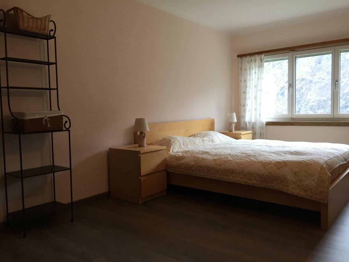 Casa Immersa Nel Vigneto Roveredo ภายนอก รูปภาพ