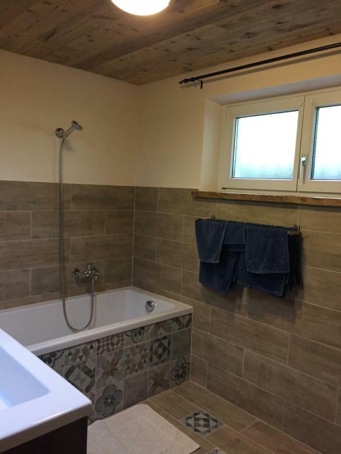 Casa Immersa Nel Vigneto Roveredo ภายนอก รูปภาพ